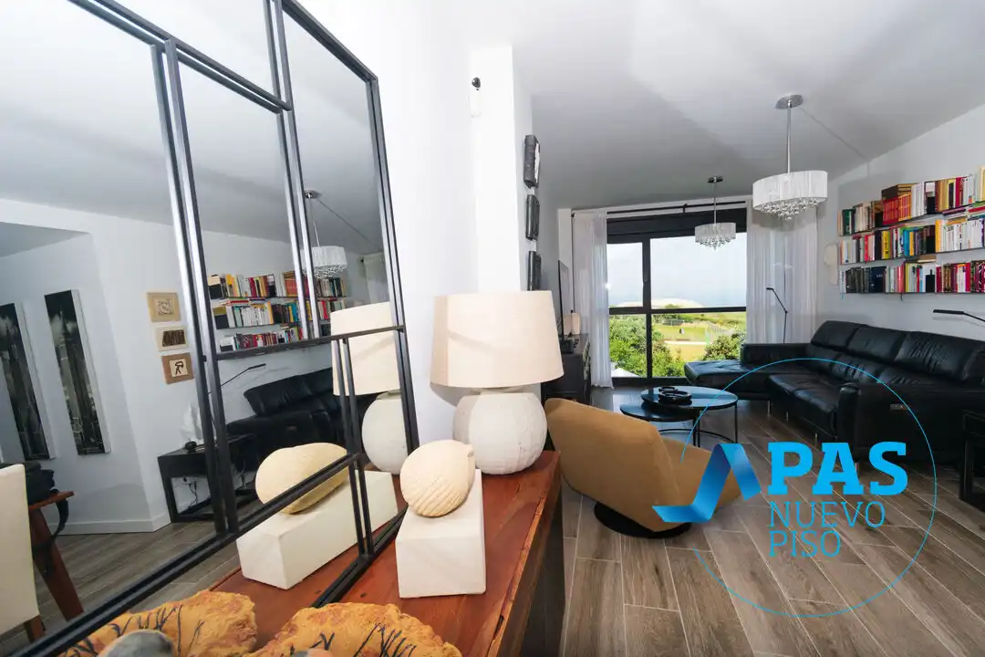 Living room of Flat for sale in Santa Cruz de Bezana  with Heating, Private garden and Terrace