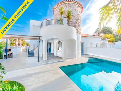 Exterior view of House or chalet for sale in Empuriabrava  with Air Conditioner, Private garden and Terrace