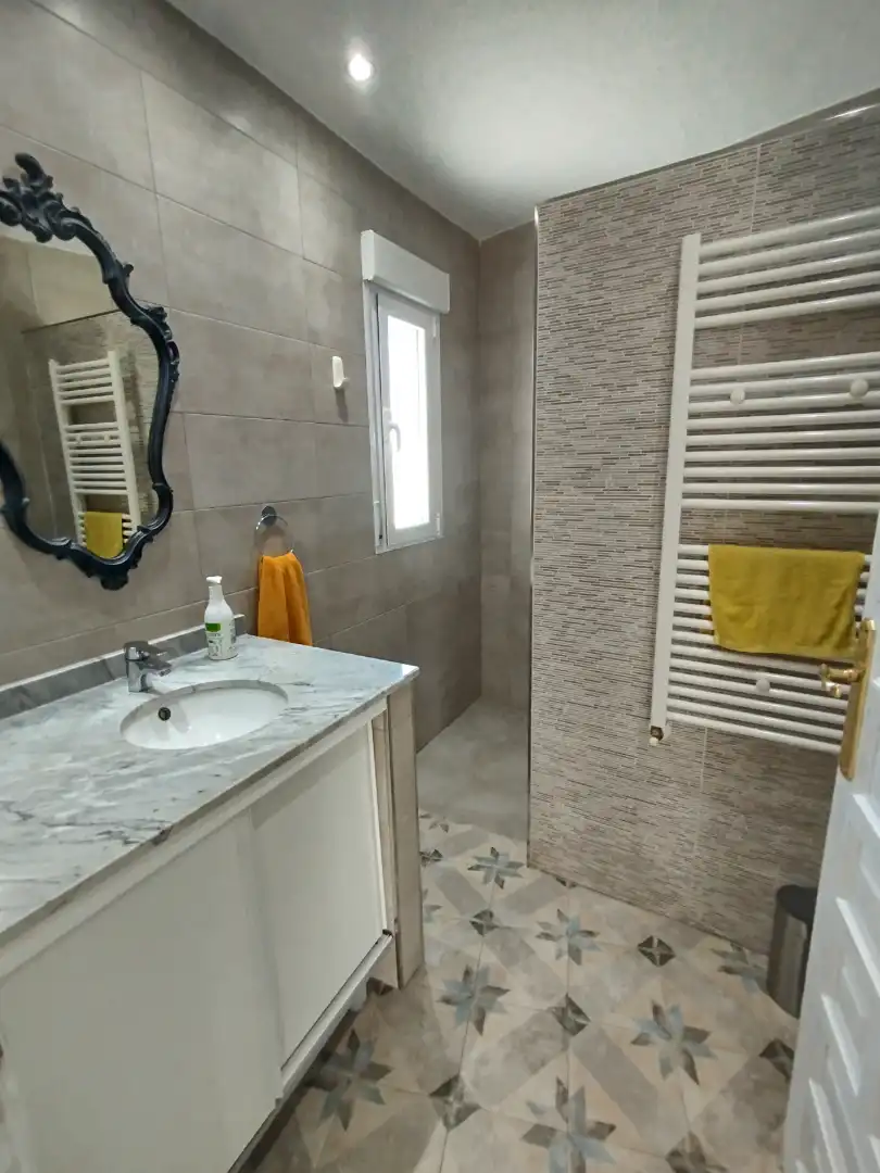 Baño de Casa o chalet en venta en Cogeces de Íscar con Calefacción, Jardín privado y Terraza
