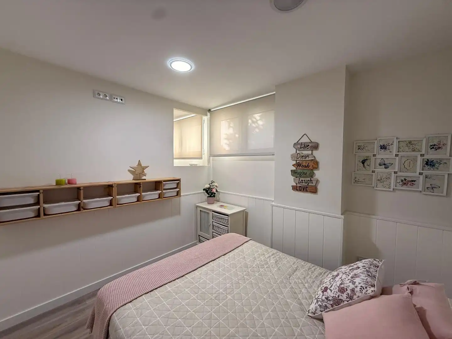Schlafzimmer von Wohnung zum Verkauf in Córdoba mit Klimaanlage, Privatgarten und Möbliert