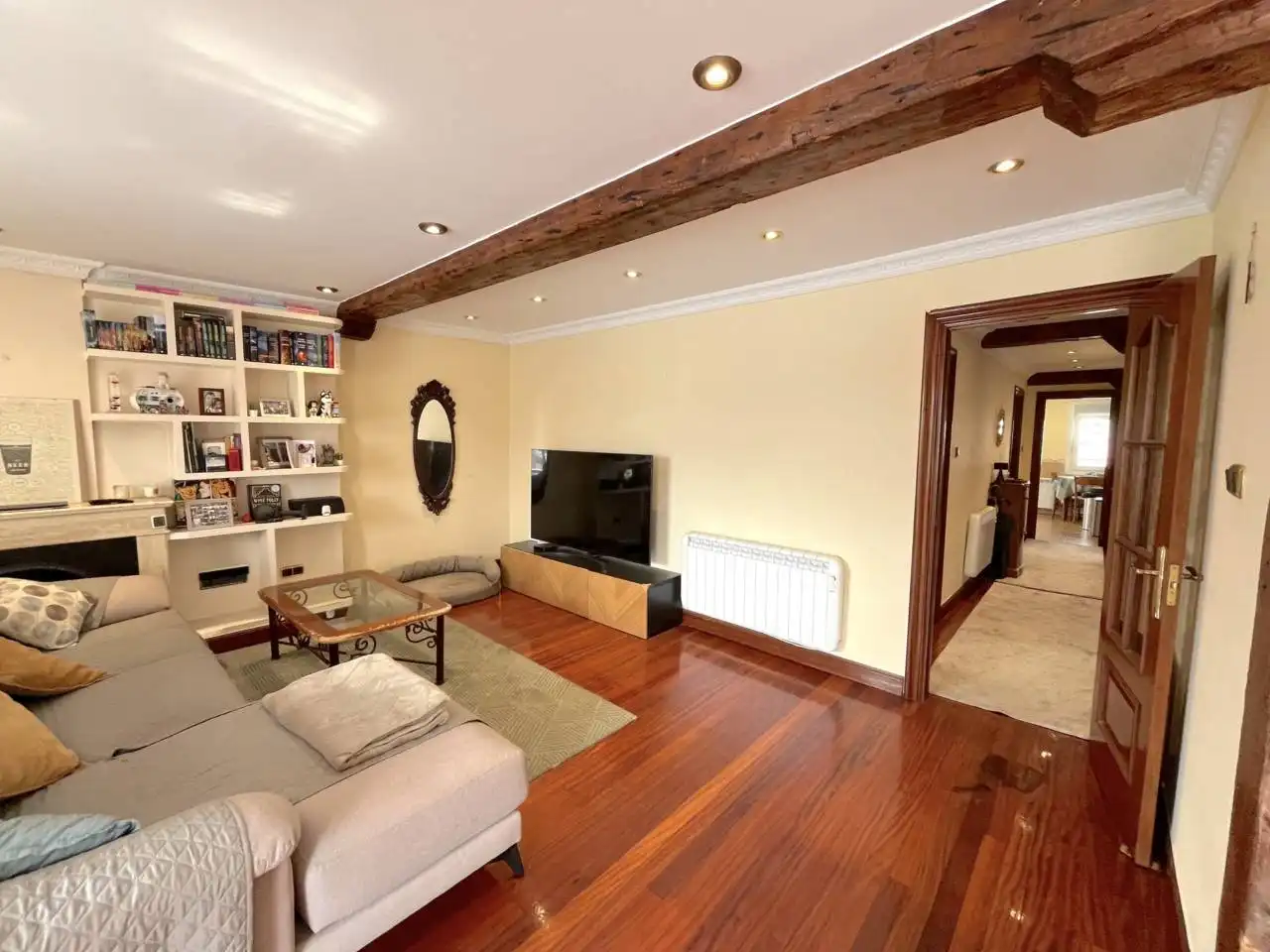Sala de estar de Piso en venta en Erandio con Calefacción, Parquet y Terraza