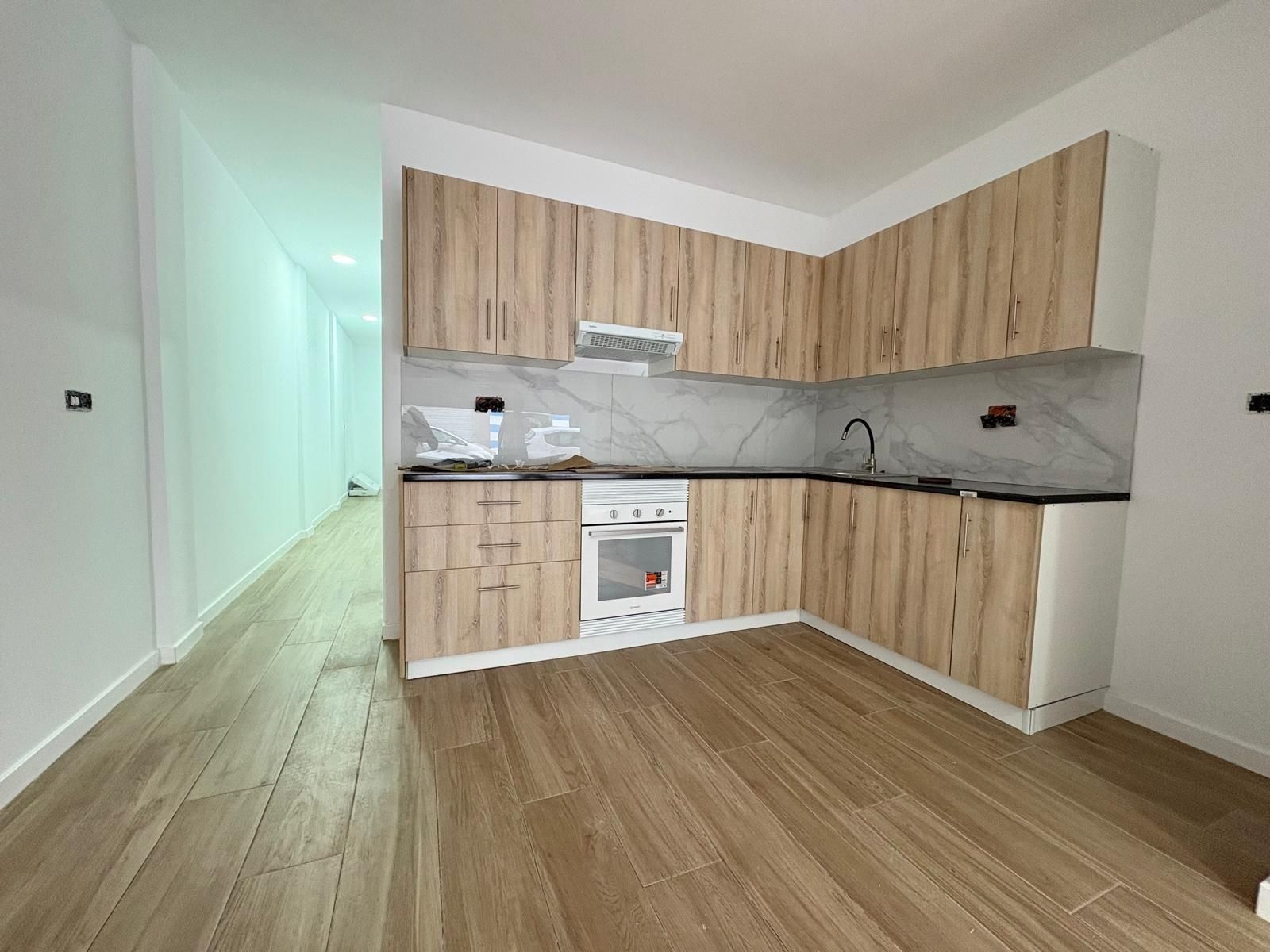 Kitchen of Planta baja for sale in Benetússer  with Parquet flooring and Terrace