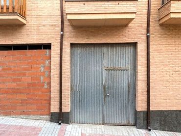 Local comercial en venda a Ronda de San Bartolomé 5
