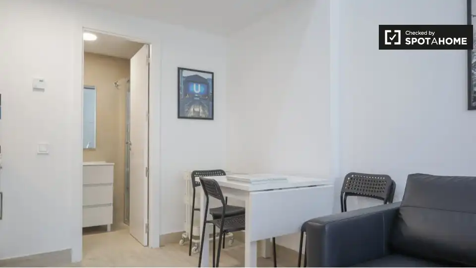 Piso de alquiler en Madrid con Aire acondicionado, Calefacción y Amueblado