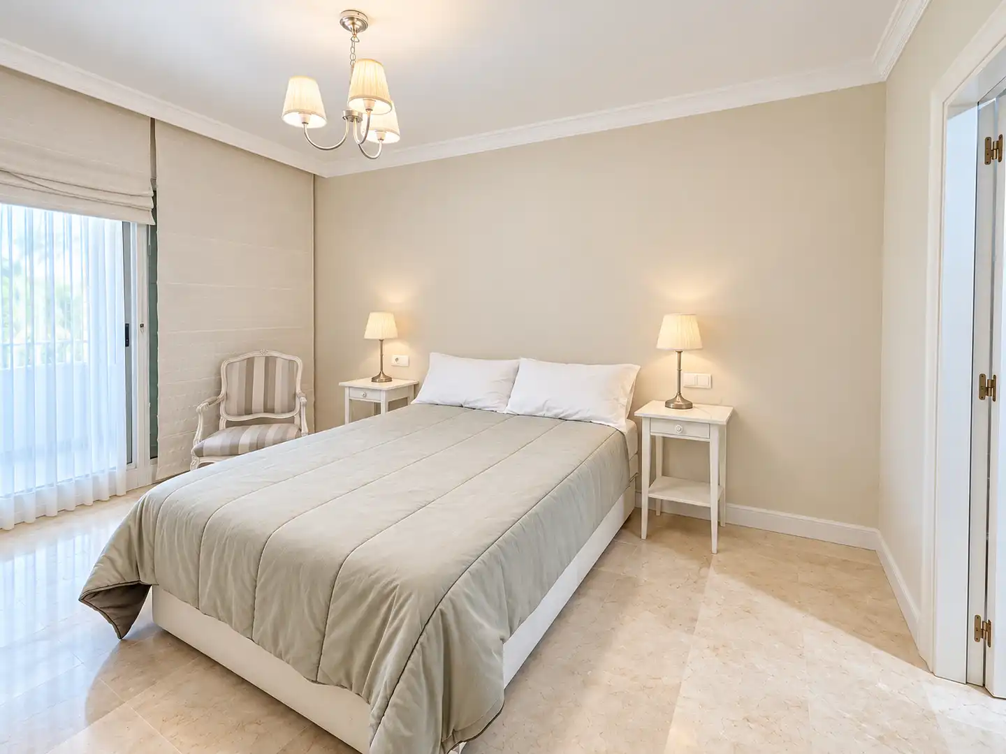 Bedroom of Apartments for sale in San Pedro de Alcántara
