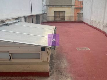 Haus zum Verkauf in Carrer del Consol 6