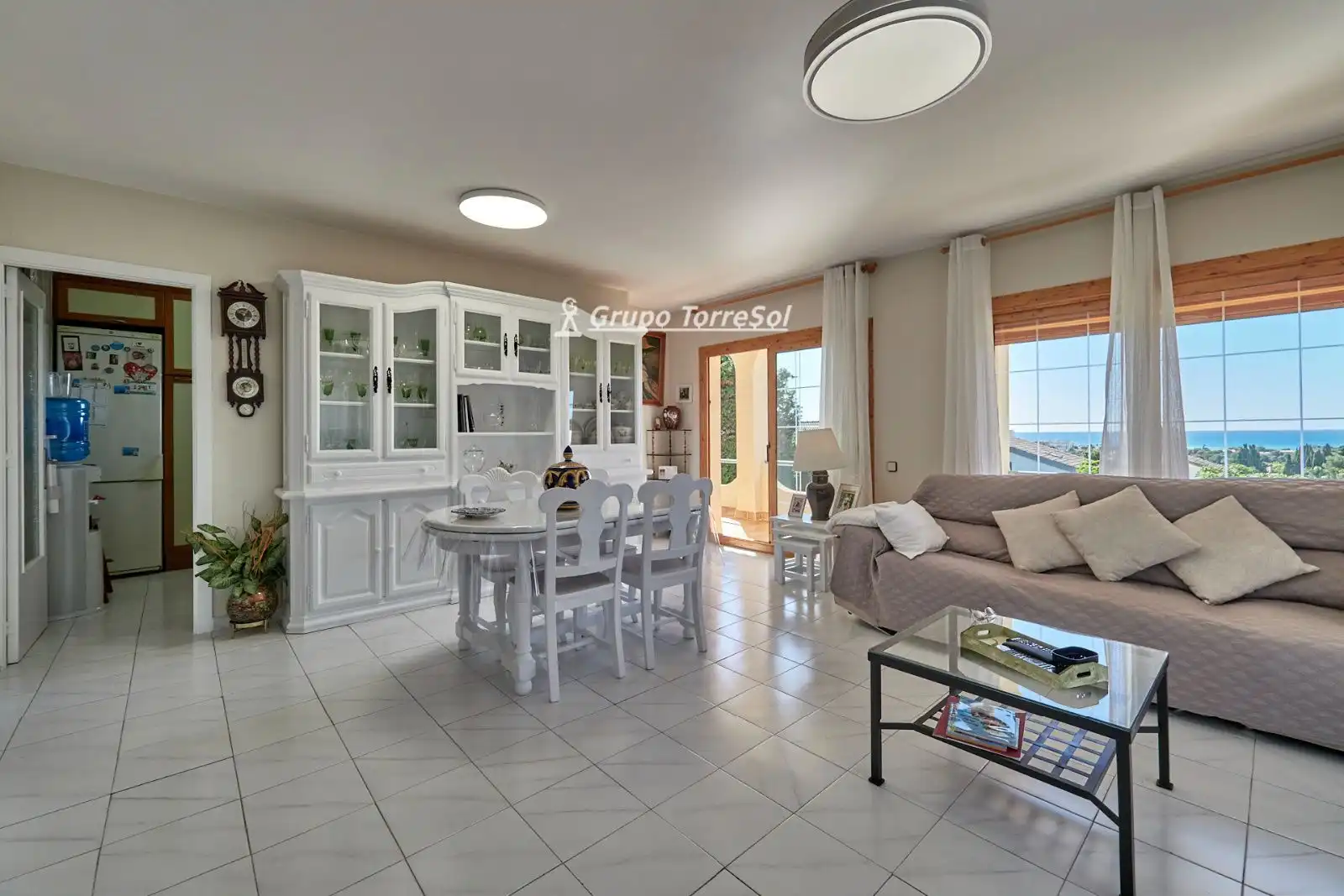 Sala de estar de Casa o chalet en venta en El Vendrell con Calefacción, Terraza y Piscina