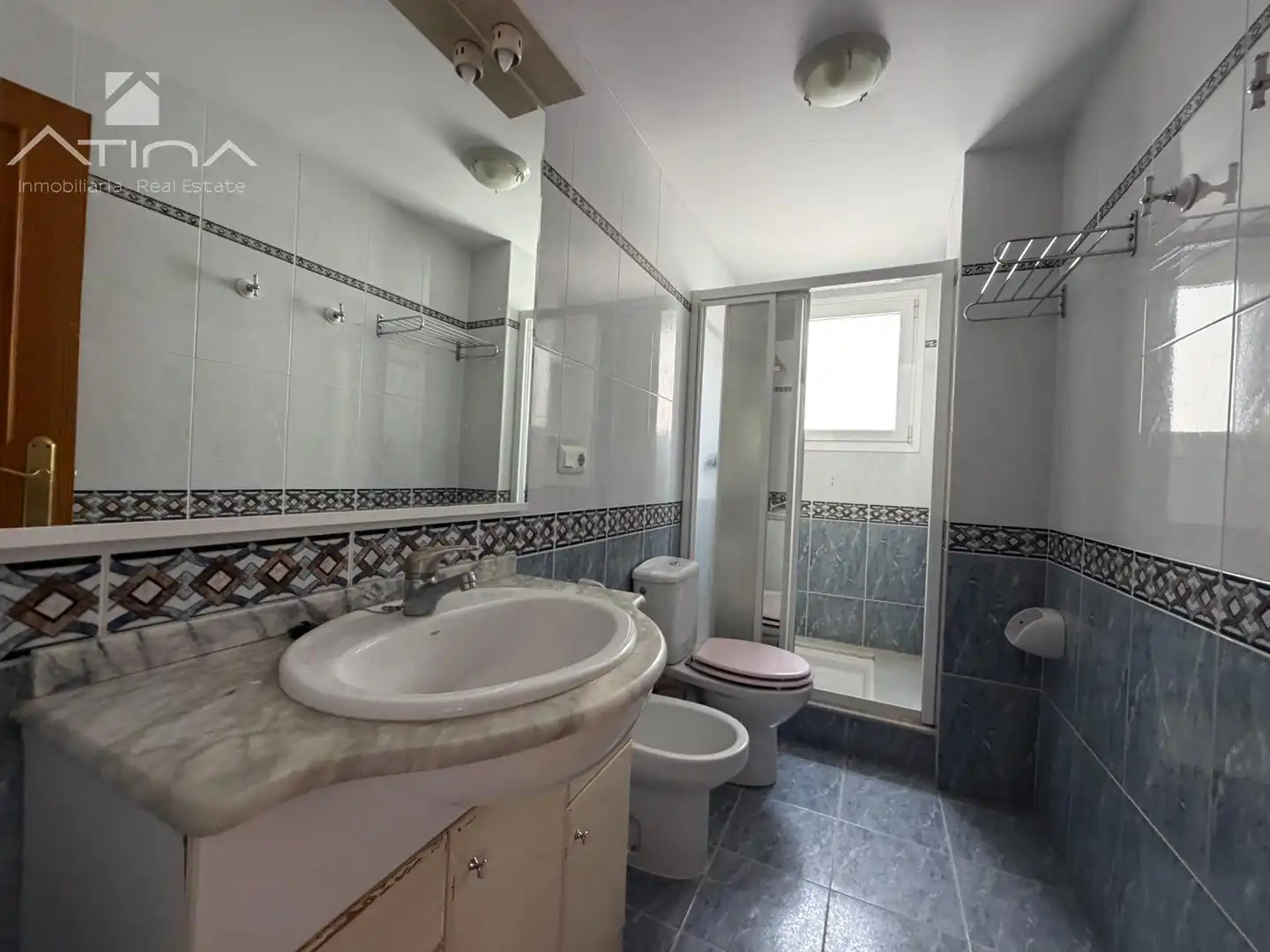Baño de Piso en venta en Gandia con Aire acondicionado, Calefacción y Trastero