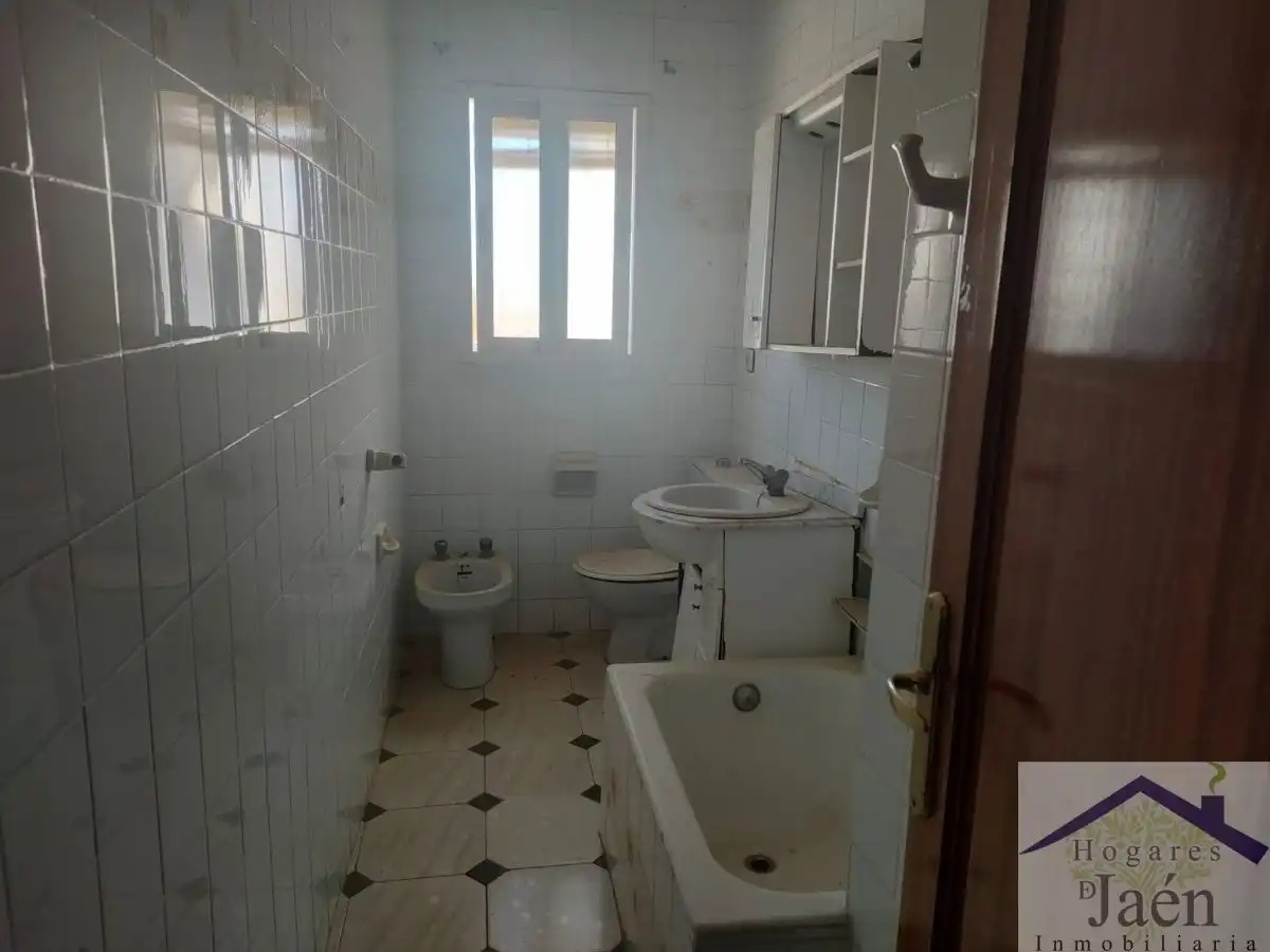 Bany de Pis en venda en Vilches