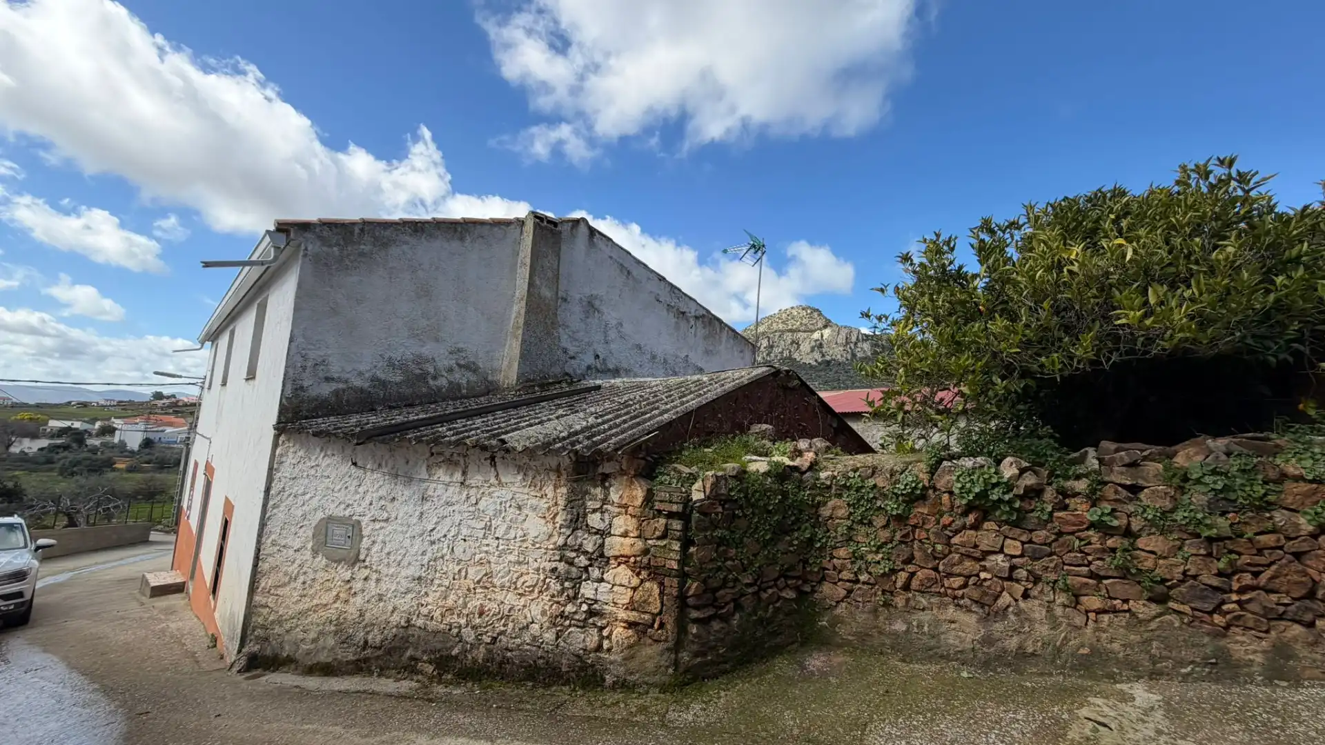 Außenansicht von Country house zum Verkauf in Benquerencia de la Serena mit Möbliert