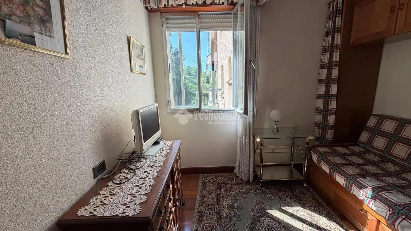 Habitación de Piso en venta en Bilbao  con Calefacción y Amueblado