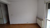 Bedroom of Flat for sale in  Madrid Capital