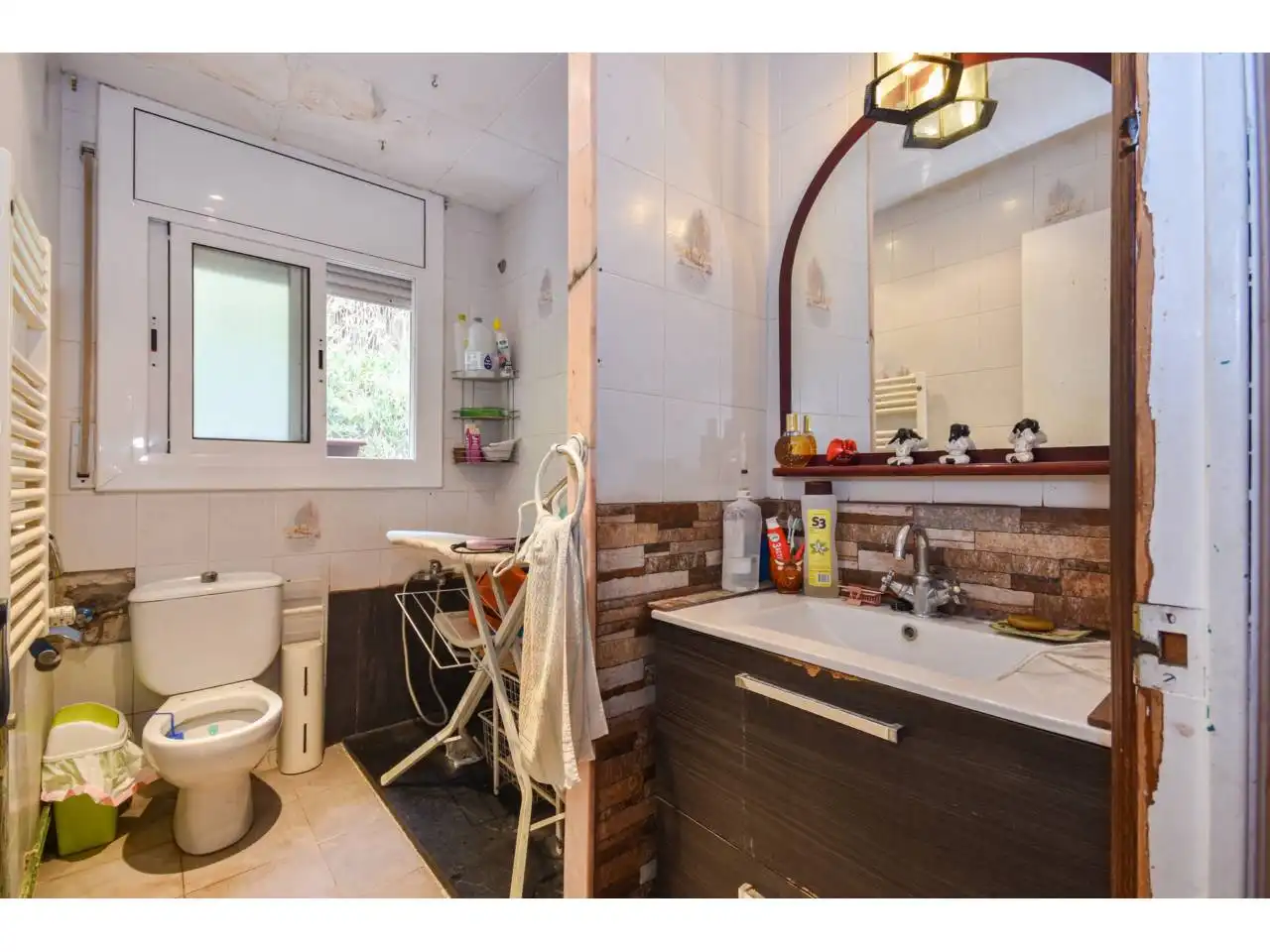 Baño de Casa o chalet en venta en Abrera con Piscina