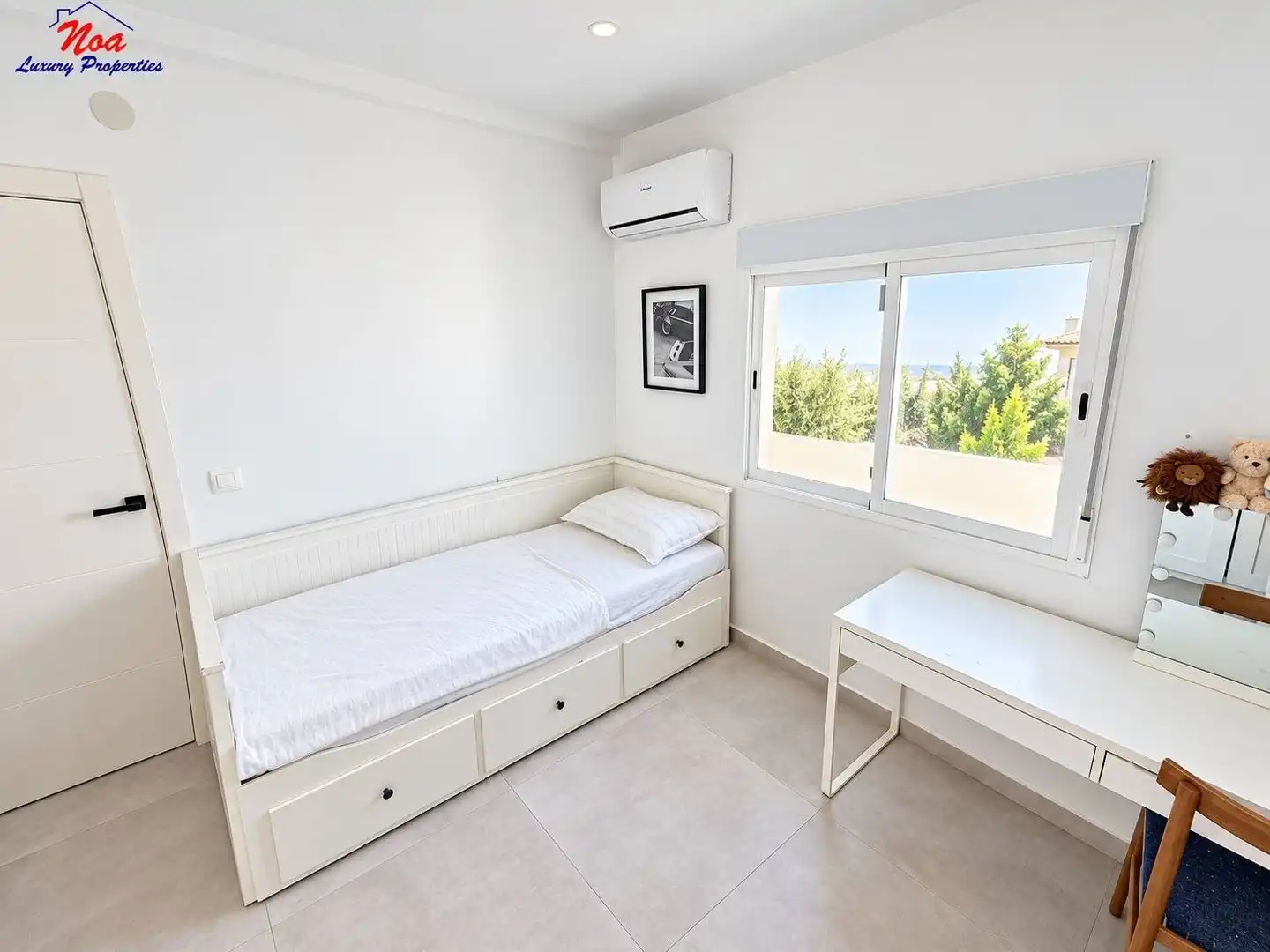 Apartamento con balcón en venta en Calle Tres Banderas, imagen 6