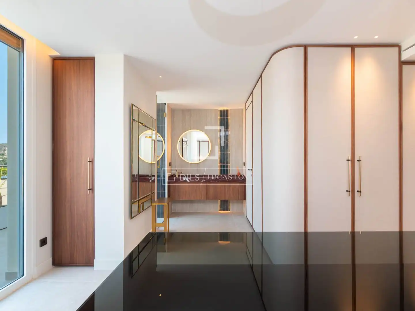 Flat for sale in Eivissa  with Air Conditioner, Heating and Furnished