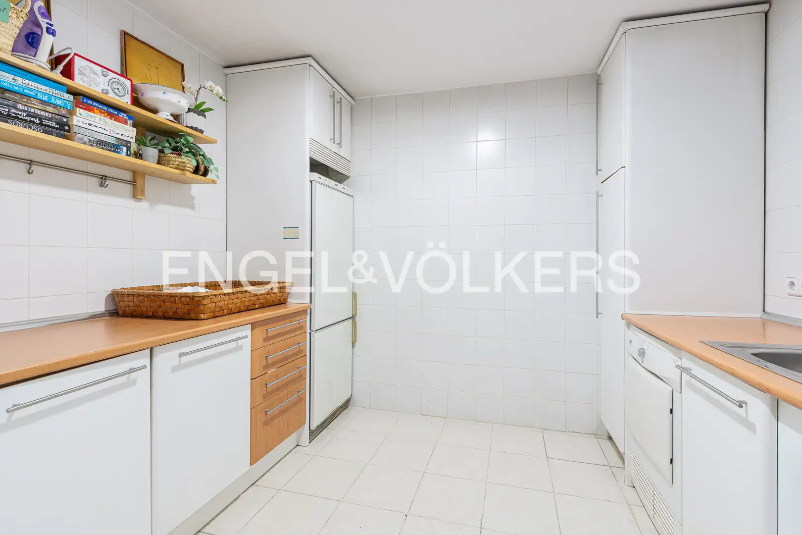 Kitchen of Houses for sale in Las Rozas de Madrid  with Heating, Private garden and Parquet flooring