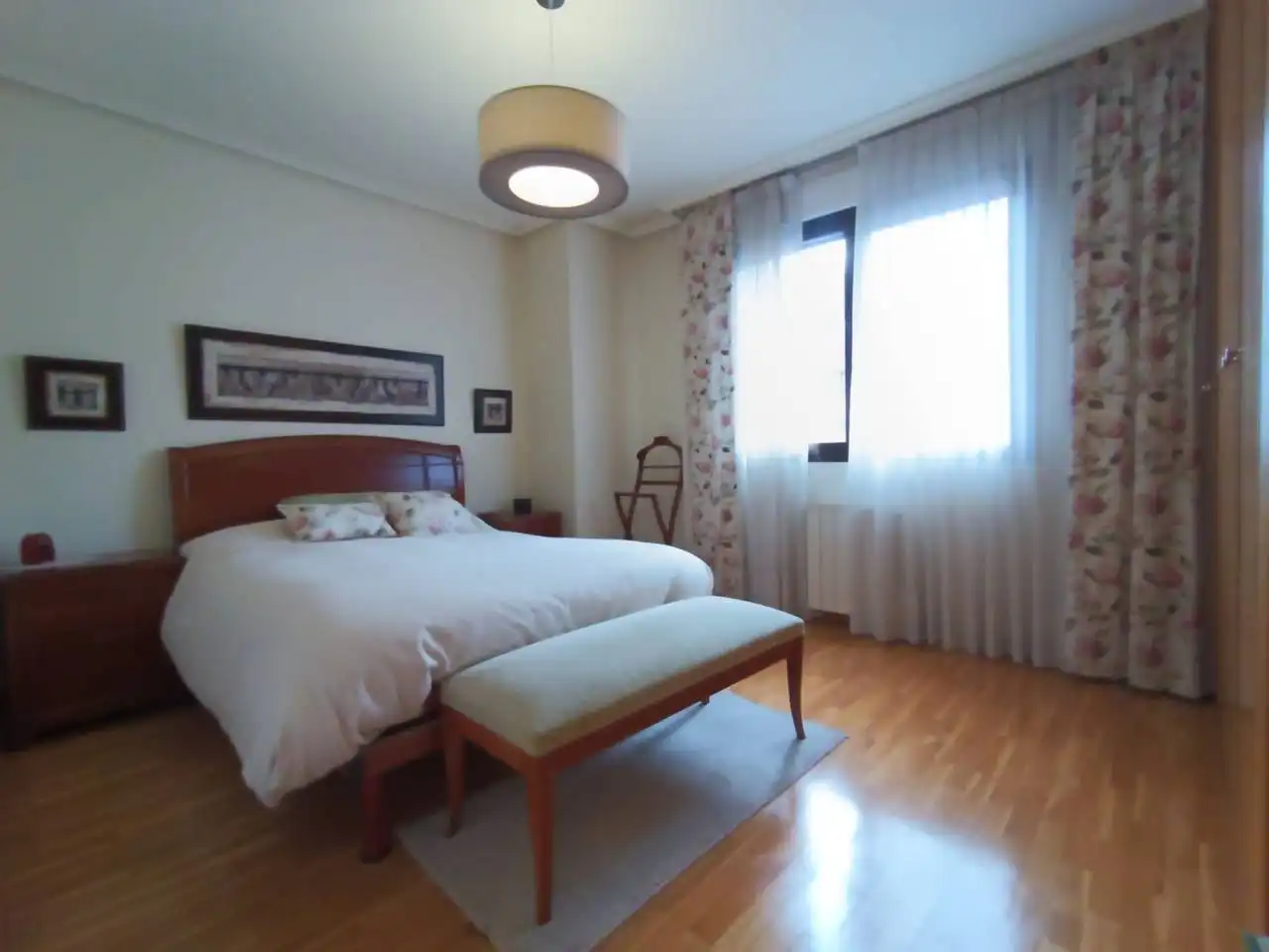 Schlafzimmer von Wohnung zum Verkauf in Burgos mit Heizung, Parkett und Terrasse