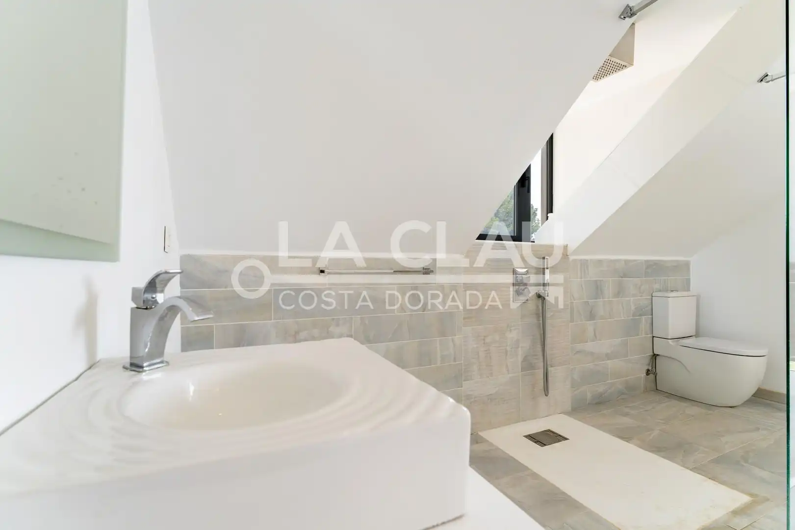Bathroom of Houses for sale in Maspujols  with Heating, Private garden and Terrace
