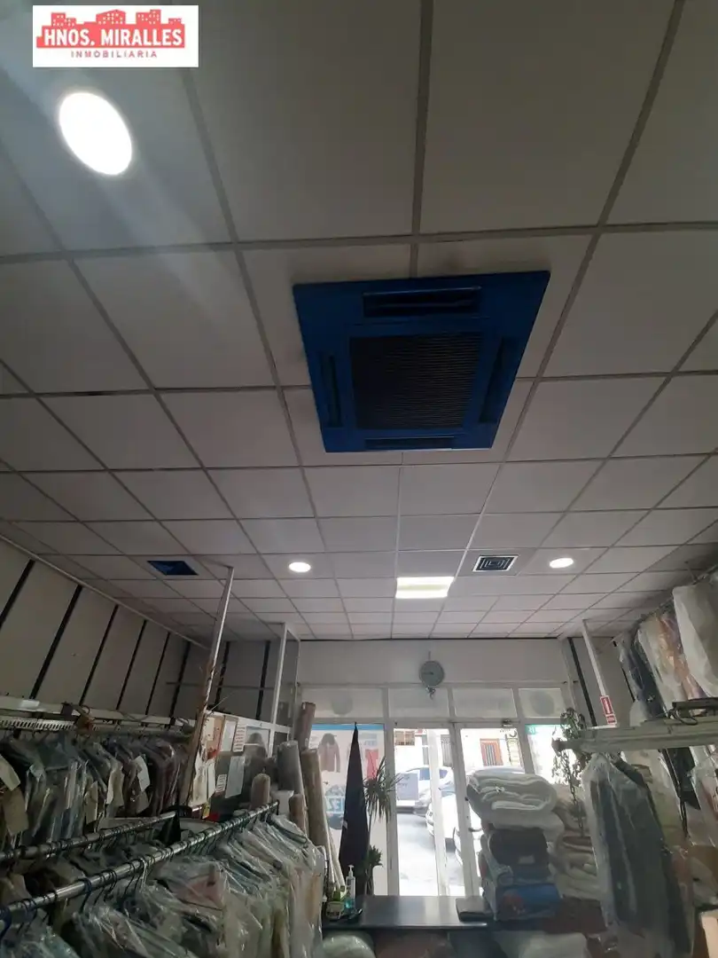 Local comercial en traspaso en Elche ciudad, imagen 2