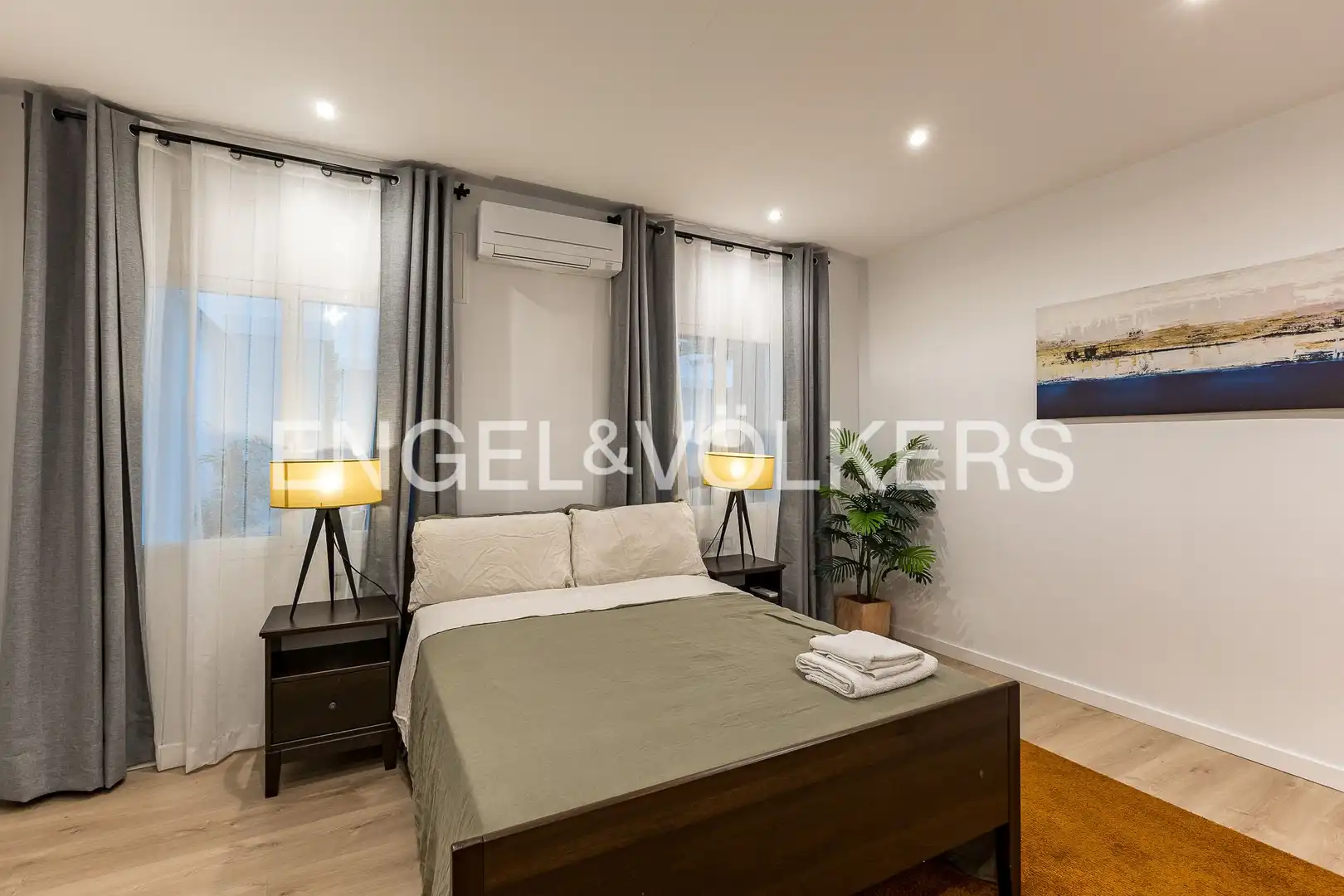 Bedroom of Flat for rent in Barcelona  with Air Conditioner, Heating and Private garden