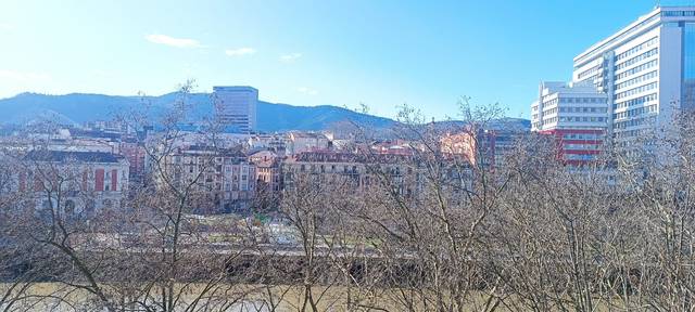 Dúplex en Venta en Campo de Volantín Pasealekua en Castaños - Begoñaibarra