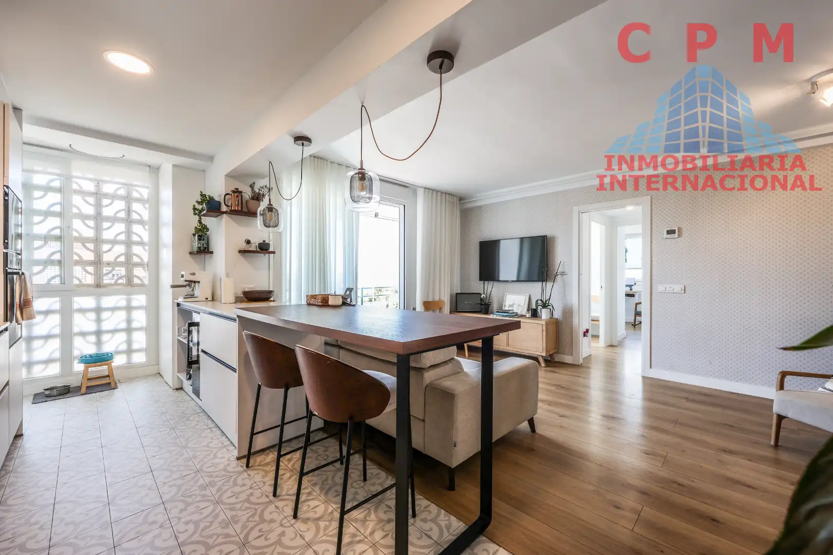 Living room of Flat for rent in Madrid  with Air Conditioner, Heating and Parquet flooring