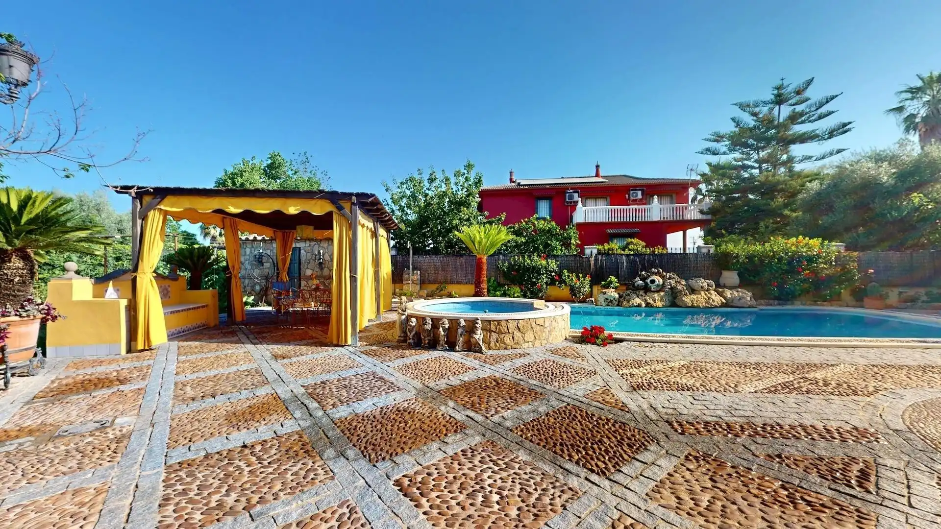 Terrassa de Casa o xalet en venda en Córdoba amb Aire condicionat, Calefacció i Jardí privat