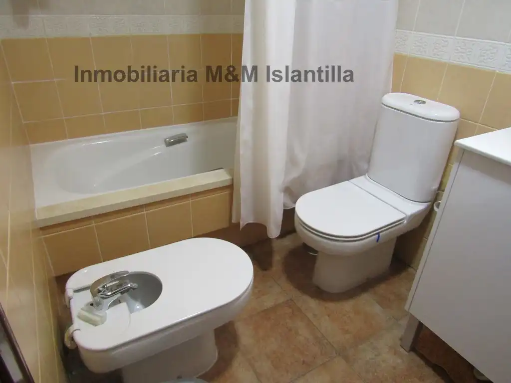 Baño de Apartamento en venta en Ayamonte con Jardín privado, Amueblado y Horno