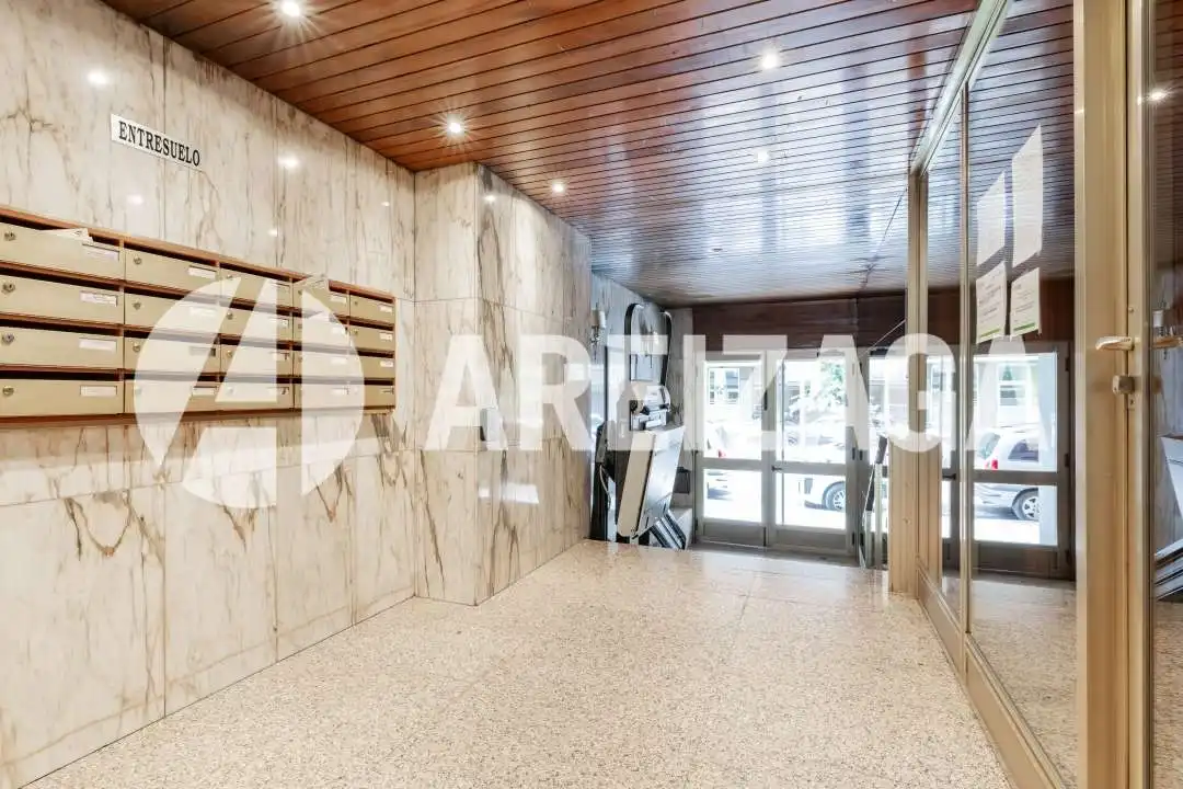 Piso en venta en Donostia - San Sebastián  con Calefacción, Terraza y Balcón