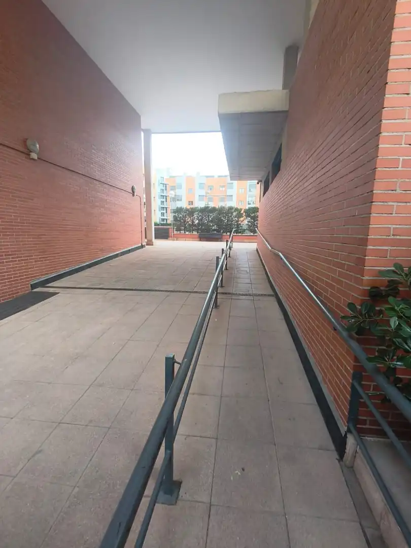 Flat with pool for sale in Calle Cardenal Vicente Enrique y Tarancón, imagen 6