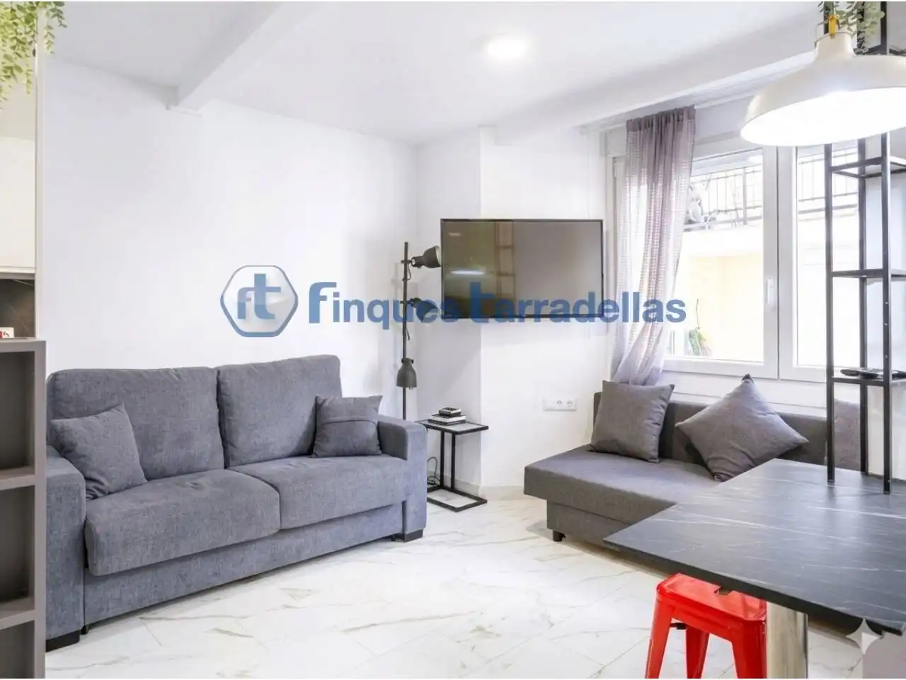 Sala de estar de Estudio en venta en Blanes con Terraza y Alarma