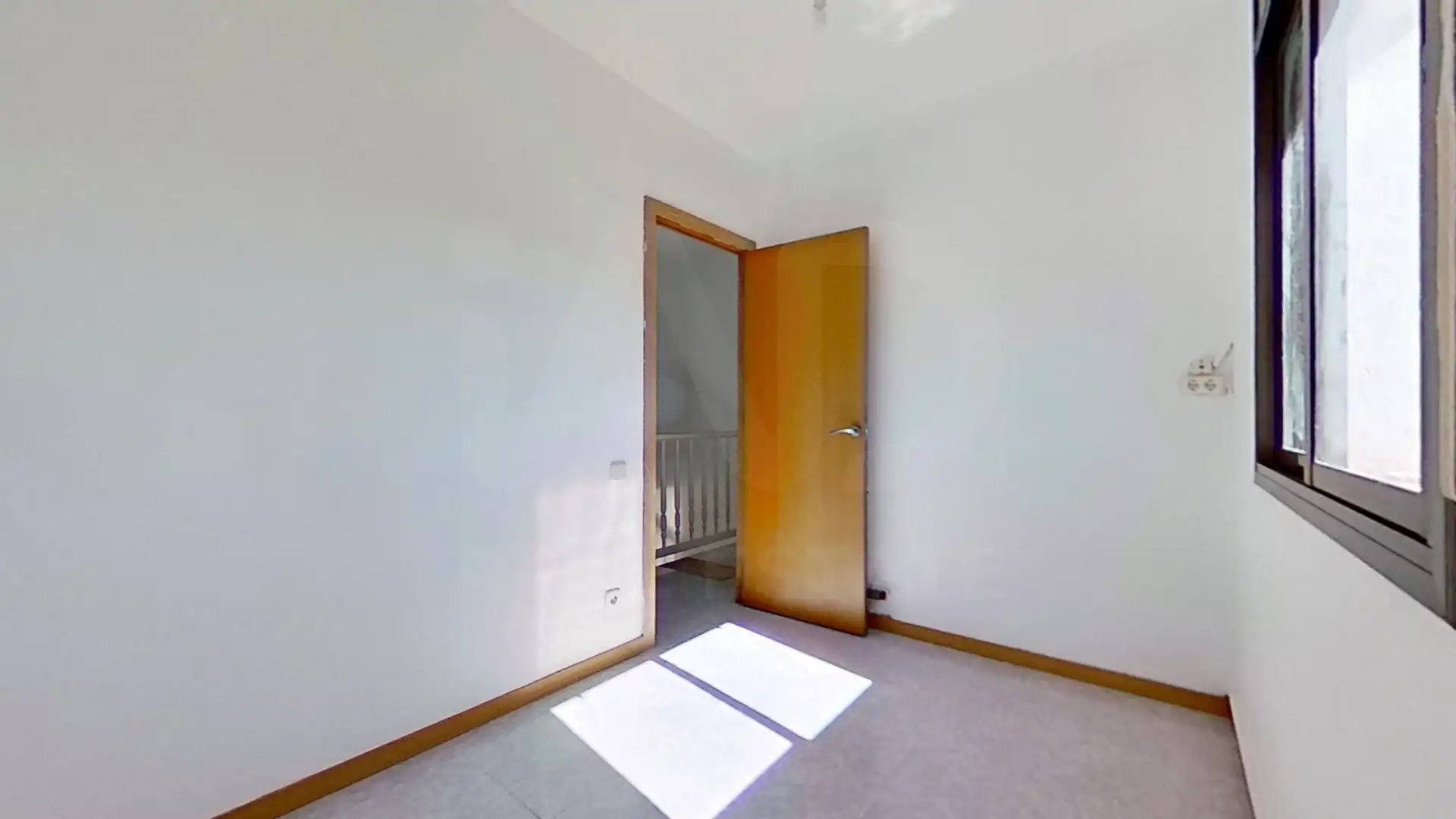 Casa aparellada en venda a Marítima Nord, imagen 27