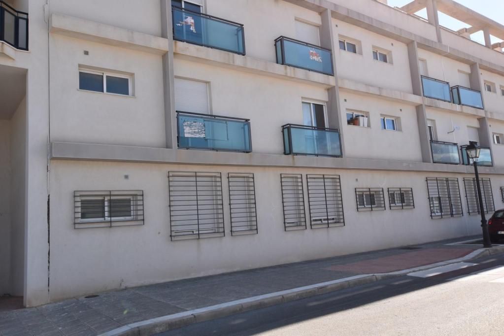 Vista exterior de Pis en venda en Fines amb Traster