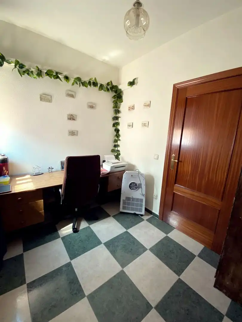 Flat with terrace for sale in Mayorazgo, imagen 10
