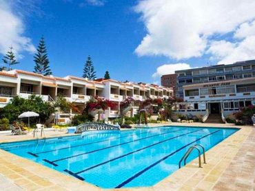 Hotel amb piscina en venda a Carretera General Punta del Hidalgo 52