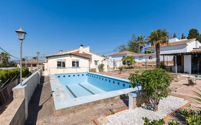 Piscina de Casa o xalet en venda en Alginet amb Aire condicionat, Calefacció i Jardí privat