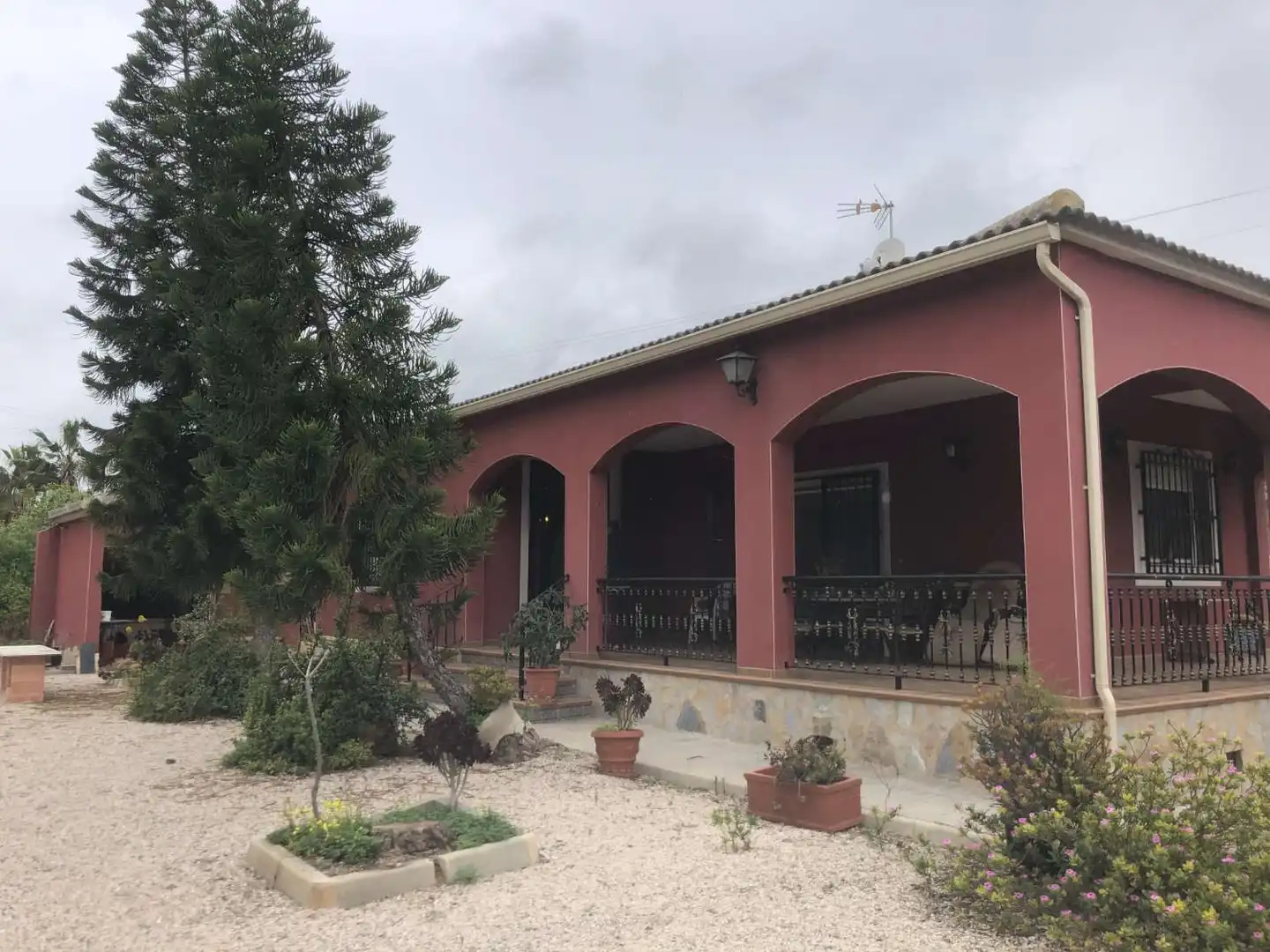 Vista exterior de Casa o chalet en venta en Callosa de Segura con Jardín privado y Amueblado