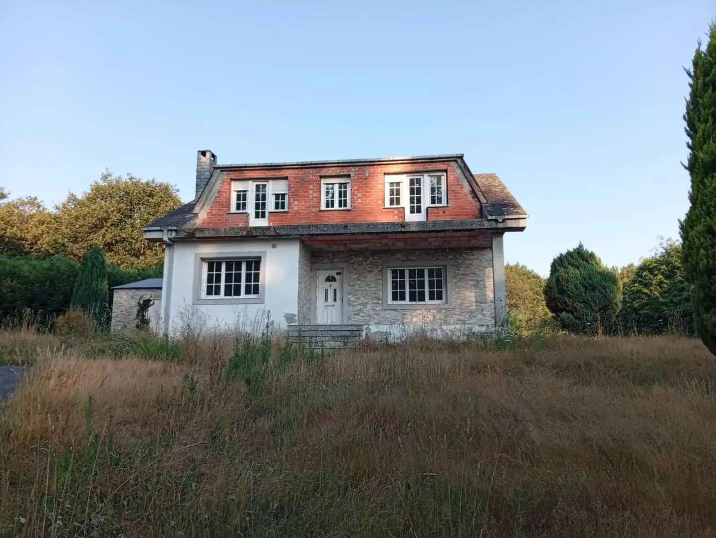 Vista exterior de Casa o xalet en venda en Outeiro de Rei amb Jardí privat