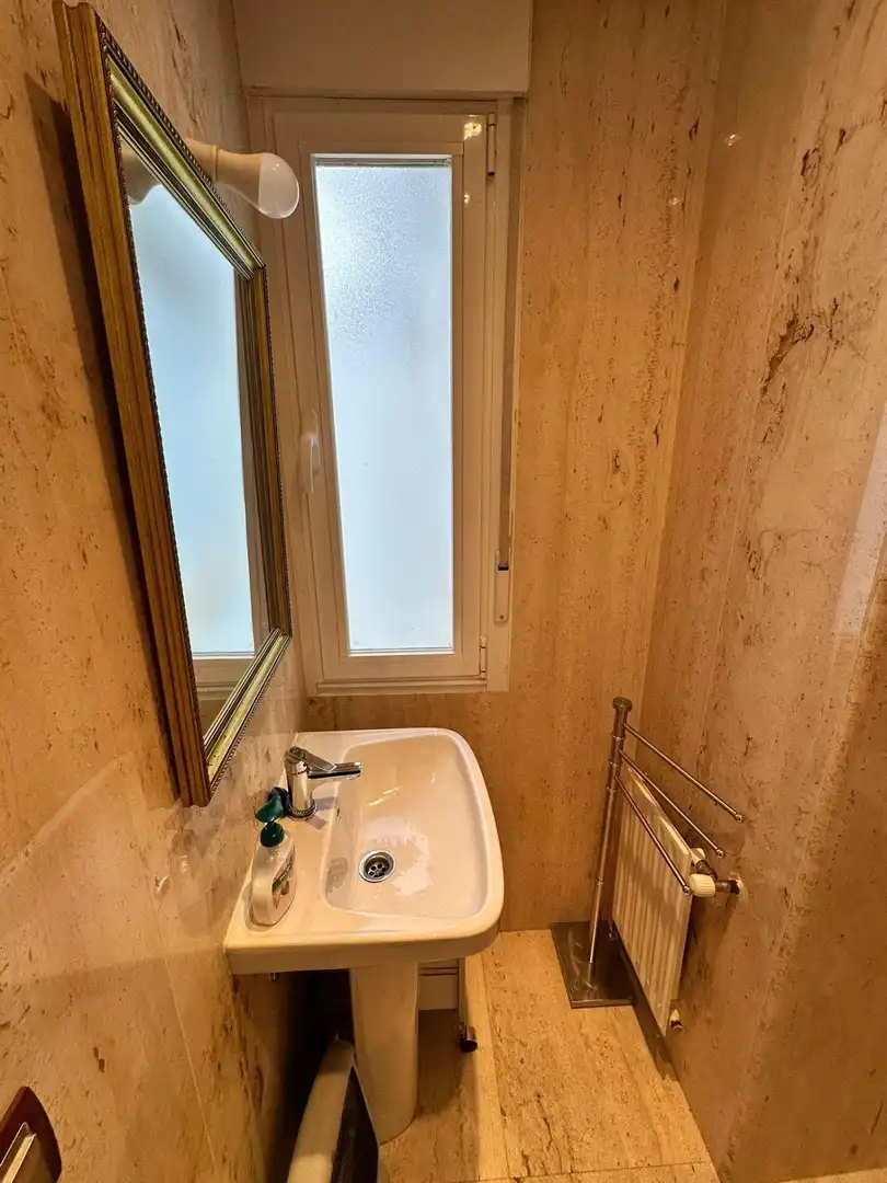 Baño de Ático de alquiler en Salamanca con Terraza y Balcón