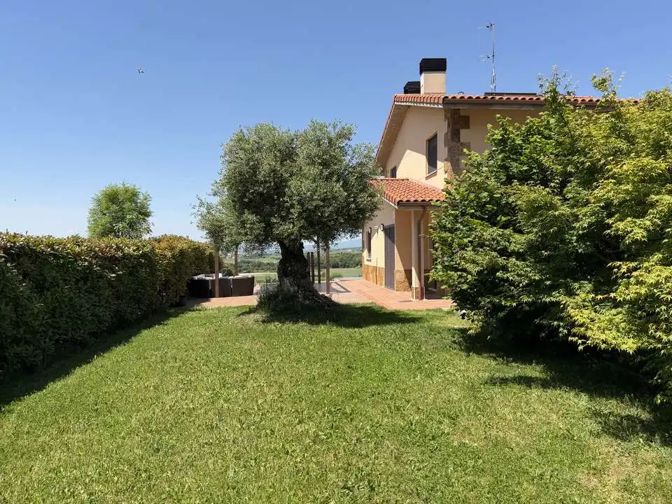 Jardín de Casa o chalet en venta en Elburgo / Burgelu con Calefacción, Jardín privado y Terraza