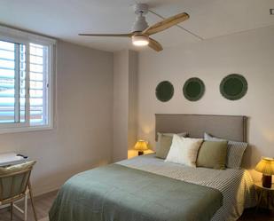 Bedroom of Apartment to share in  Barcelona Capital  with Air Conditioner