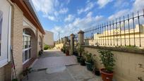 Exterior view of House or chalet for sale in El Puerto de Santa María  with Terrace and Swimming Pool