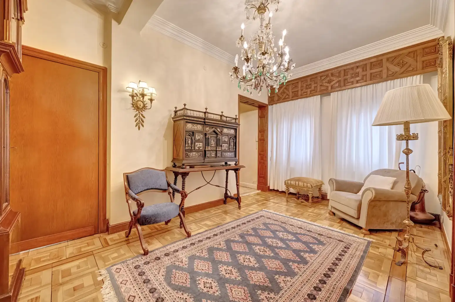 Sala d'estar de Pis en venda en  Pamplona / Iruña amb Calefacció, Parquet i Traster