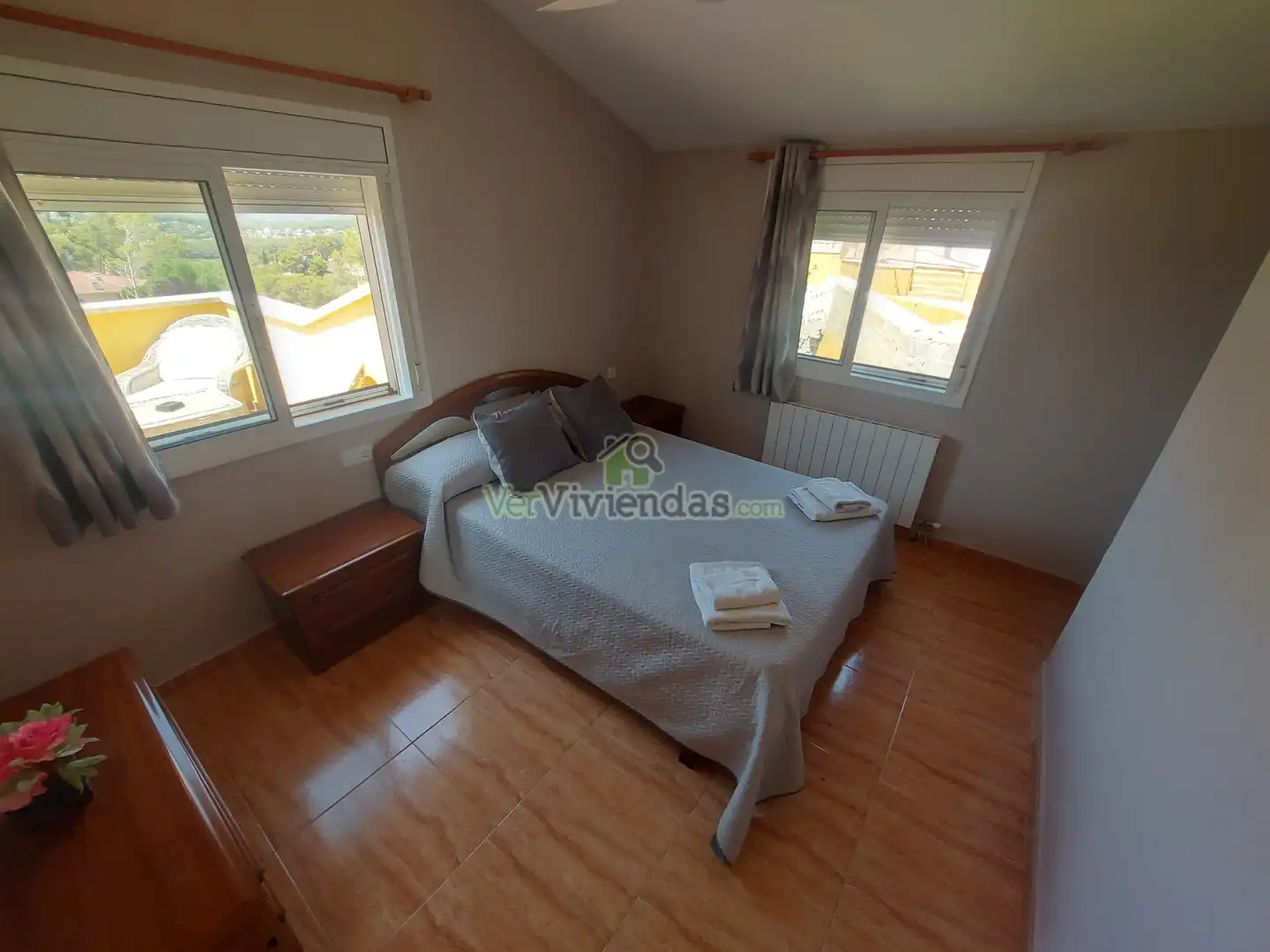 Dormitori de Casa o xalet en venda en Olivella amb Calefacció, Jardí privat i Parquet