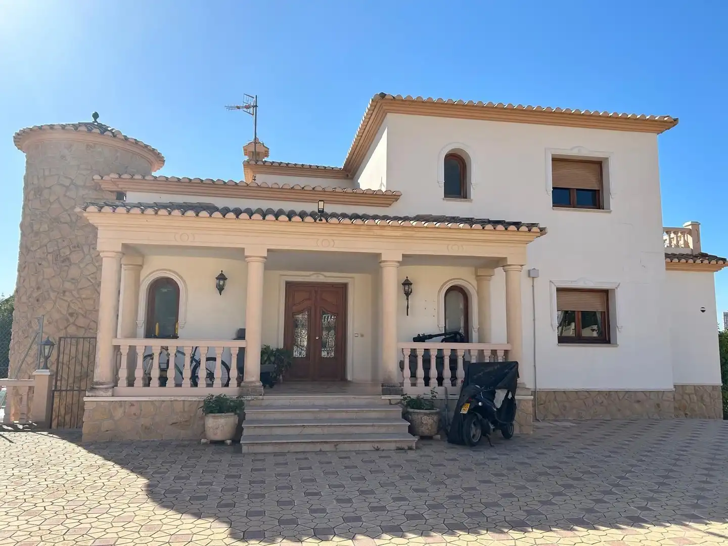 Exterior view of Houses for sale in Calpe / Calp  with Air Conditioner, Private garden and Terrace