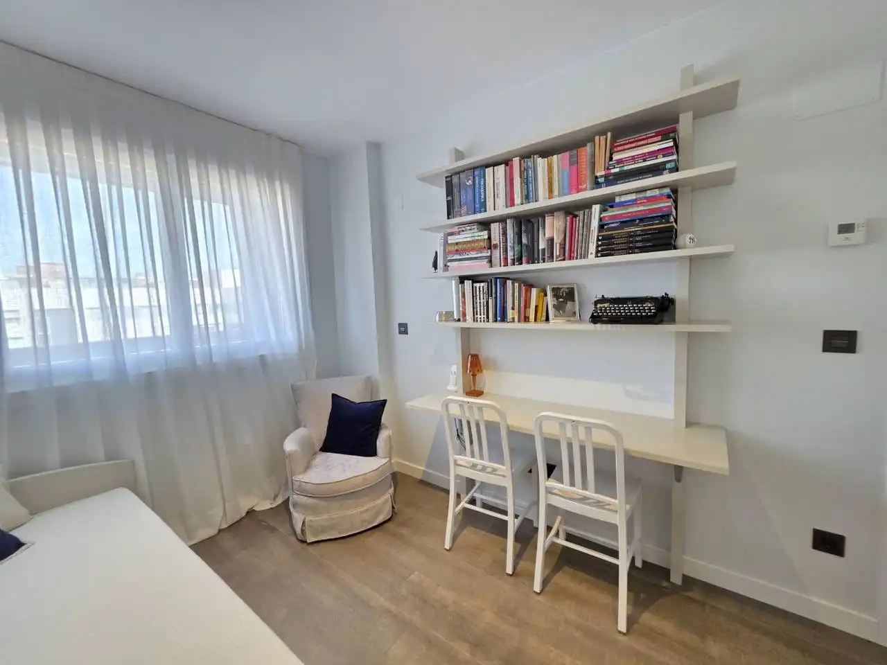 Bedroom of Attic for sale in Zaragoza  with Air Conditioner, Heating and Parquet flooring