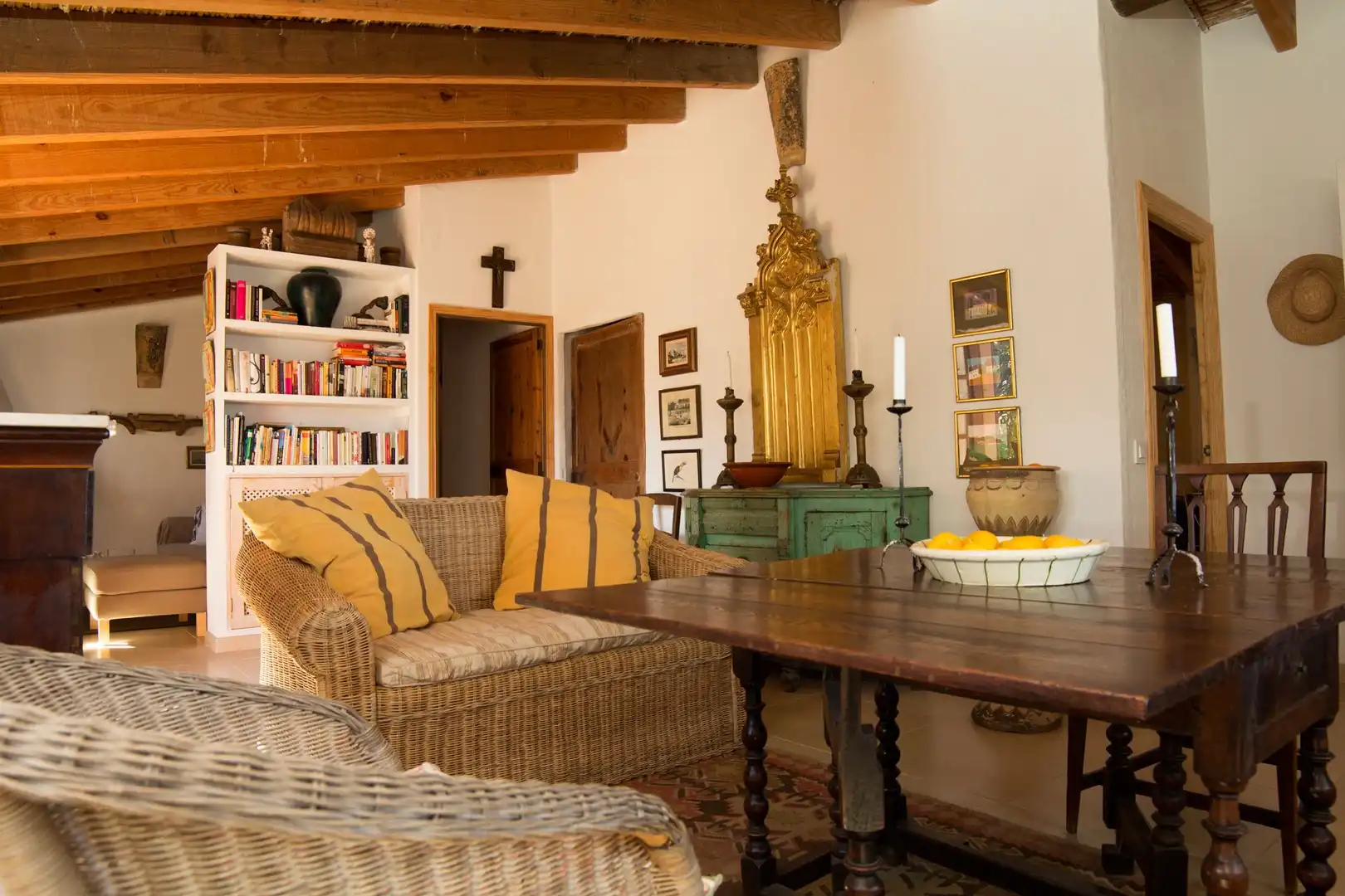 Sala de estar de Finca rústica en venta en Banyalbufar con Jardín privado, Terraza y Horno