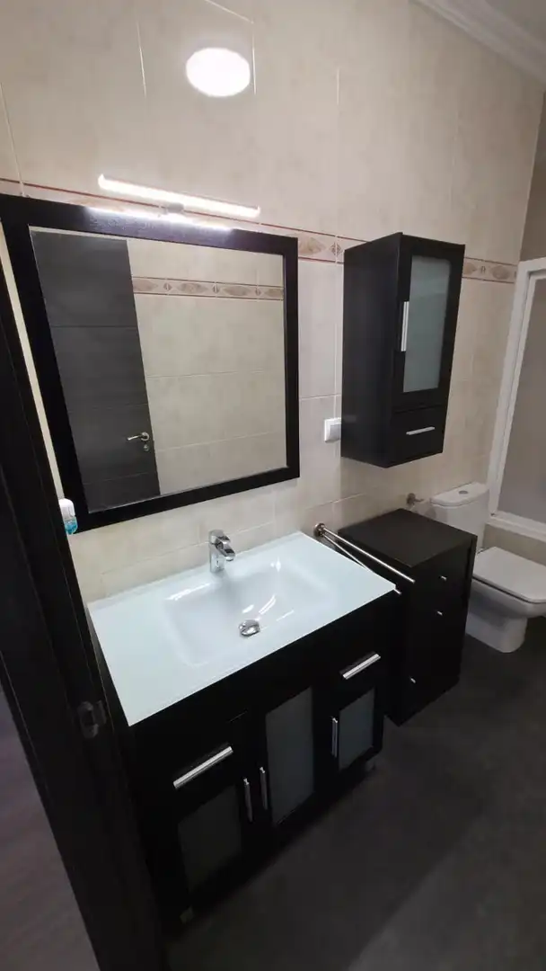 Flat for rent in de La Banqueta, Santa Bárbara - Ciudad Deportiva