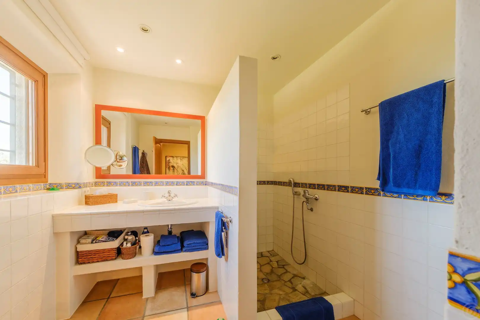 Bathroom of Houses for sale in Santa Cristina d'Aro  with Air Conditioner, Heating and Storage room