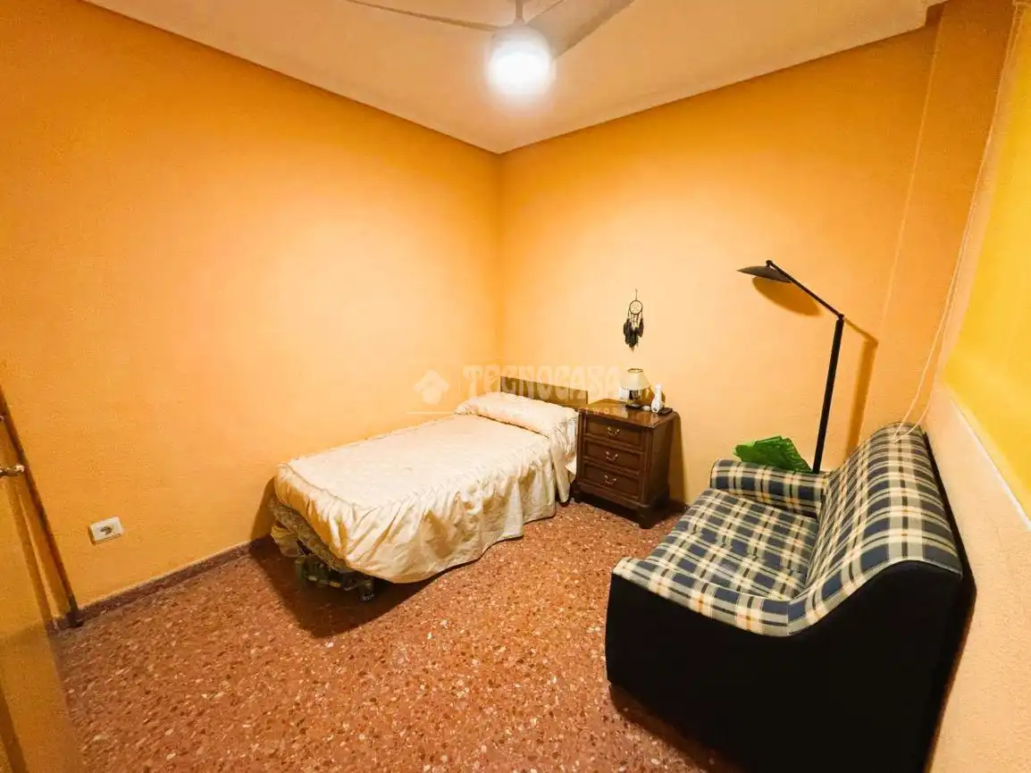 Habitación de Piso en venta en Quart de Poblet con Aire acondicionado, Trastero y Balcón